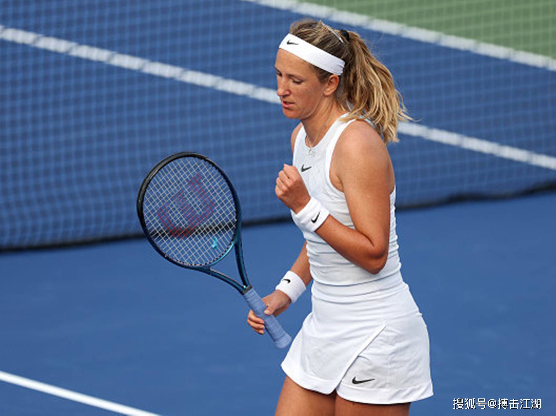 开云官方平台-阿扎伦卡重要时刻晋级下一阶段，TES带队取胜！